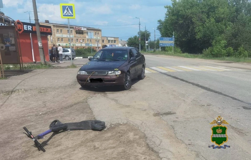ДТП с подростком на пешеходном переходе в Малоярославце: электросамокат против Toyota.