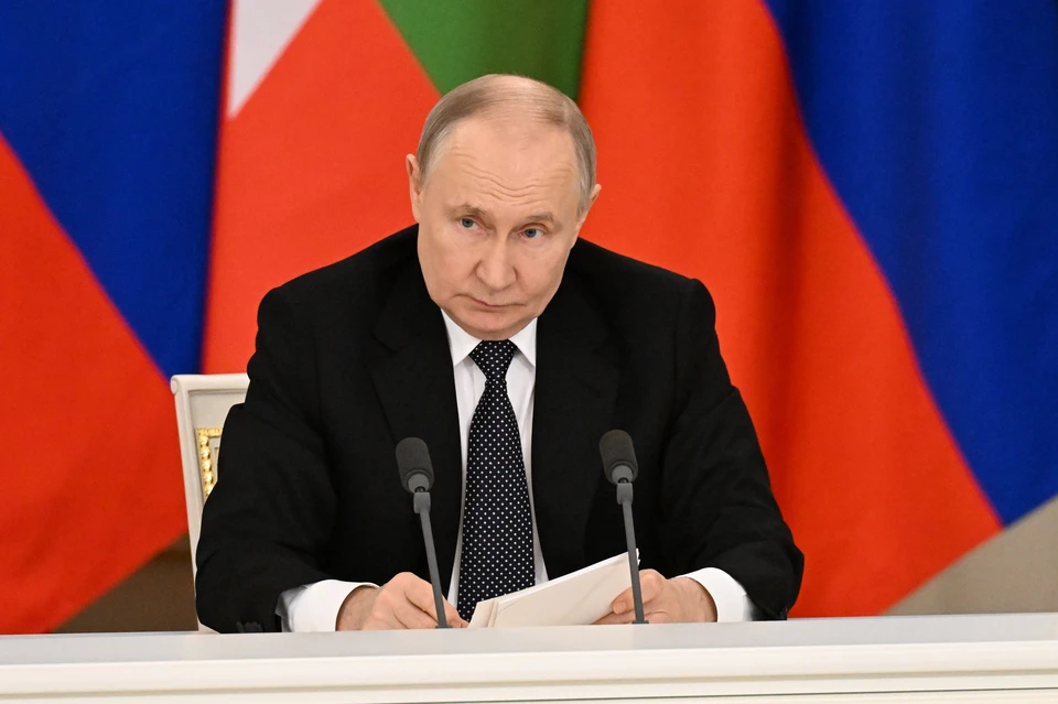 Владимир Путин начал заседание Совбеза РФ