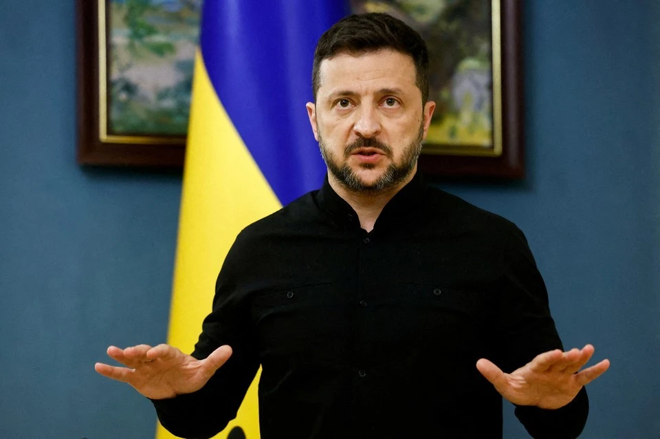 Зеленский обвинил Россию в целенаправленном затягивании конфликта на Украине