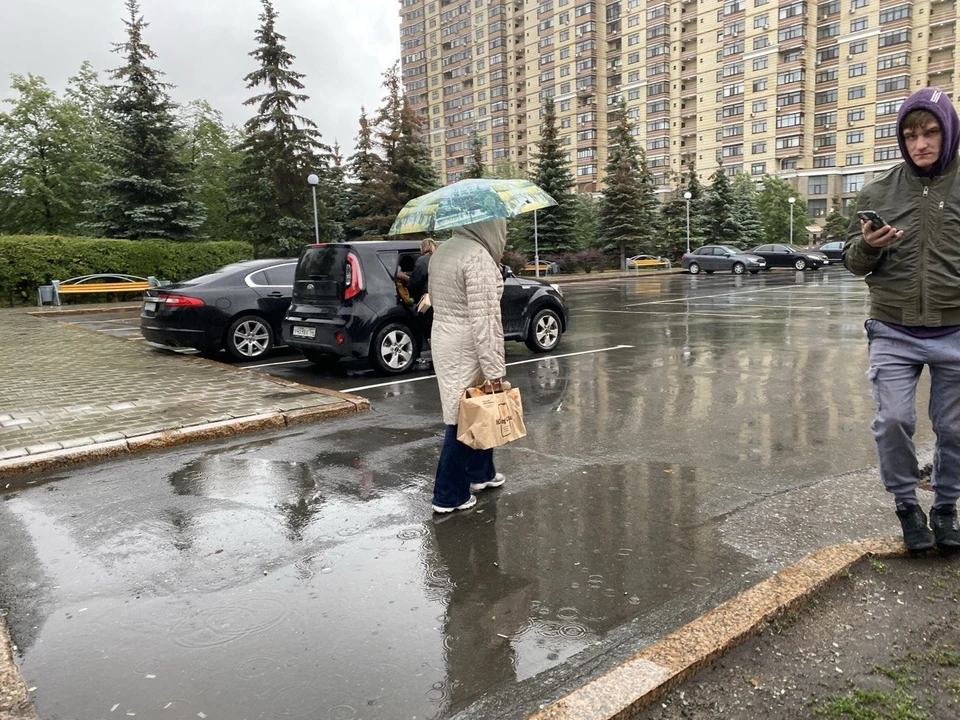 Мощная непогода с крупным градом накроет Тюменскую область.