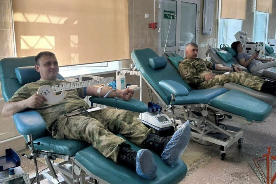 В Ангарске росгвардейцы поддержали акцию «Код донора». Фото: администрация Ангарского городского округа.