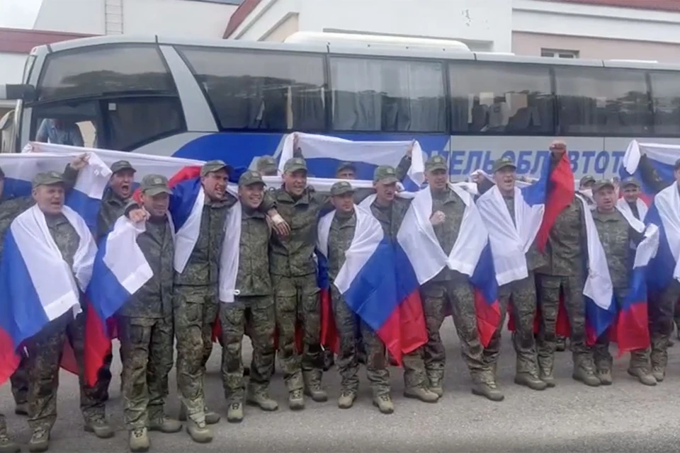 Наших воинов встретили в Беларуси как своих