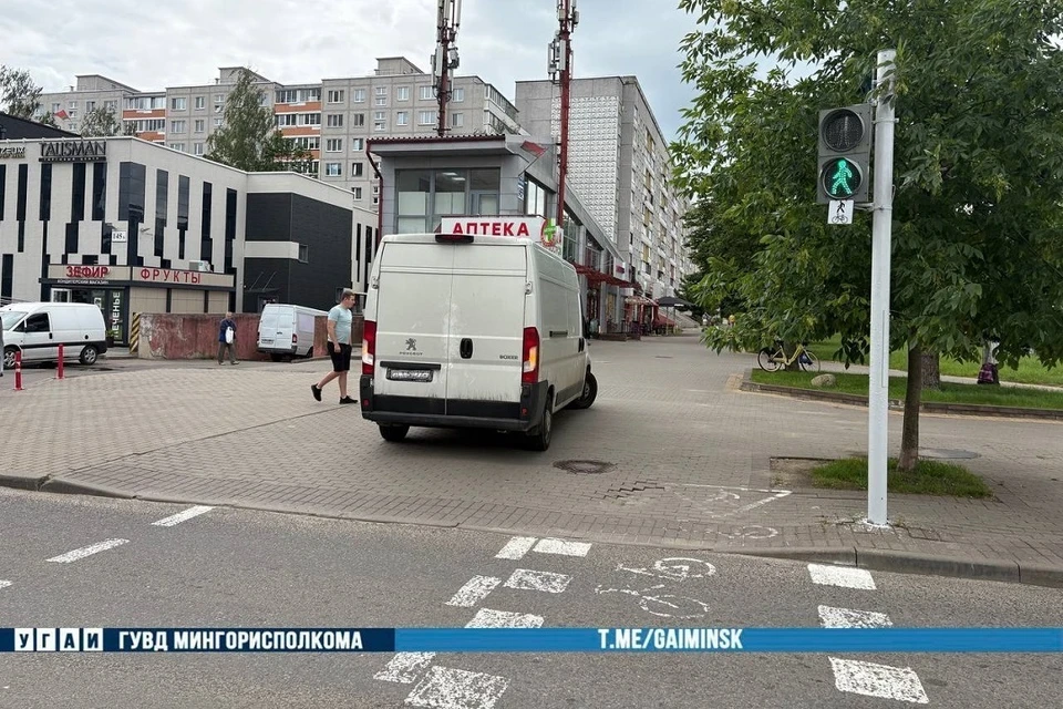 Наезд на пешехода в Минске. Фото: УГАИ ГУВД Мингорисполкома.
