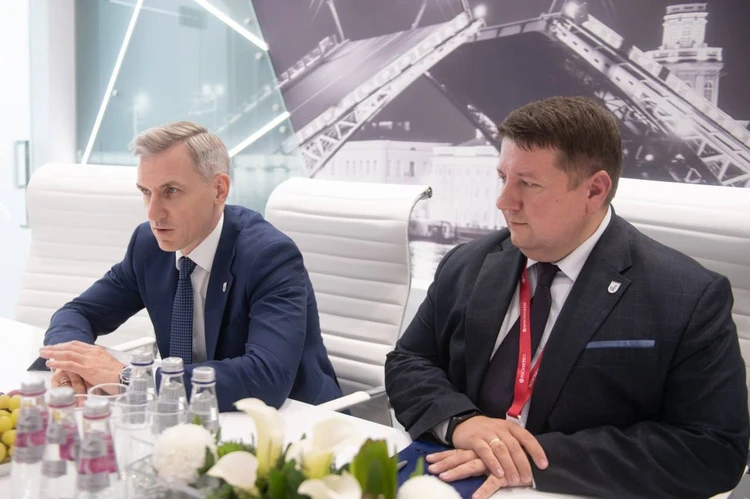 Смоленская область и «Ростелеком» подписали соглашение о цифровом развитии региона на ПМЭФ
