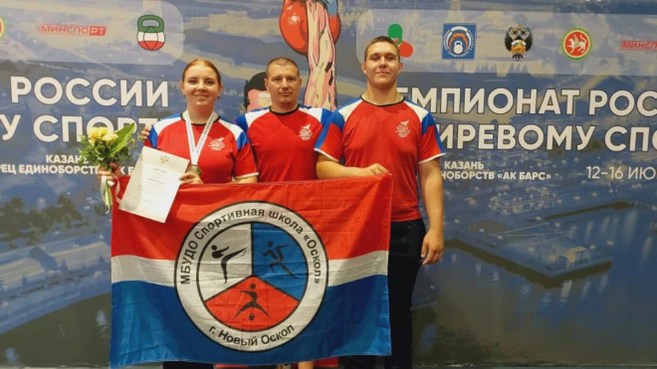 Тренируют наших спортсменов Константин Ермаков, Матвей Поляков, Андрей Вильган и Сергей Меркулин, Александр Власов.