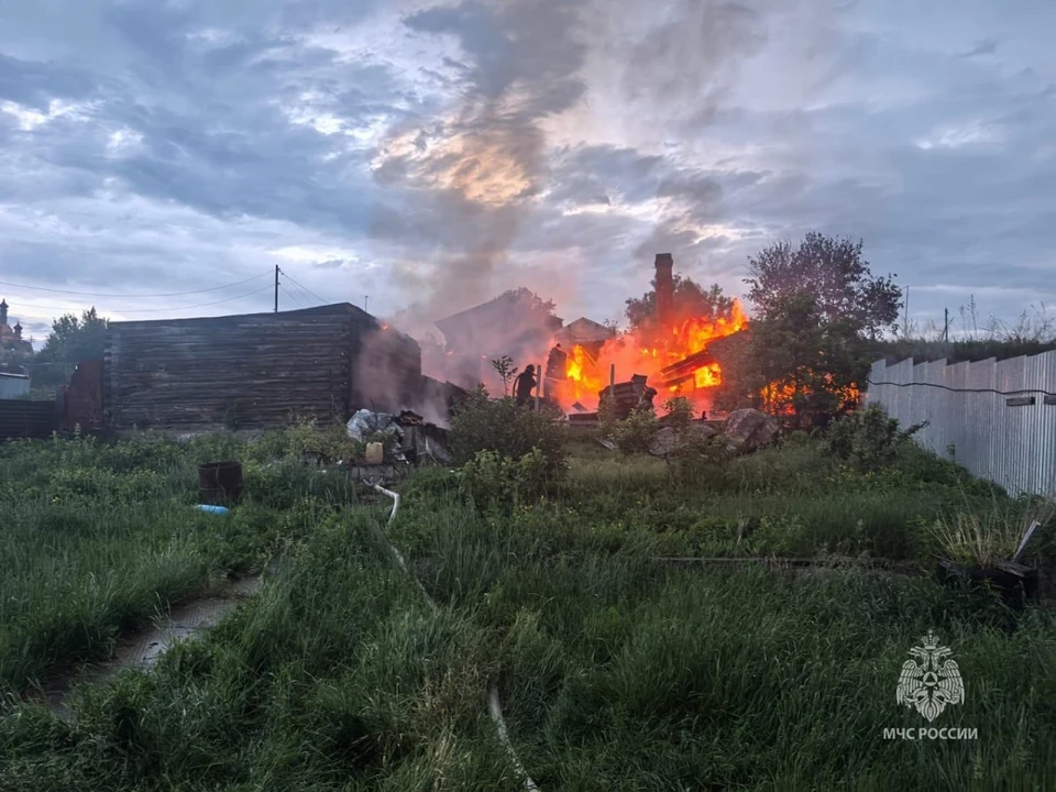 Пожар в Барабаново. Фото: краевое МЧС