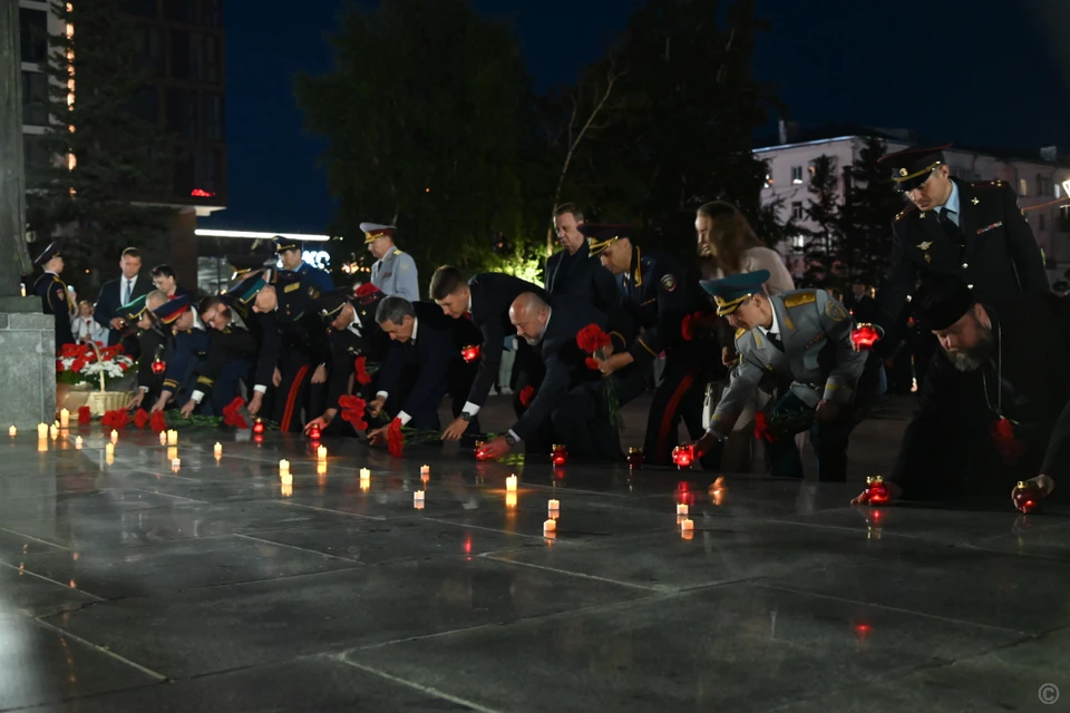 Акция «Свеча памяти» в Барнауле