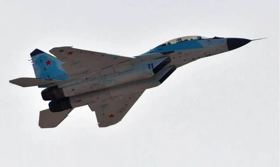 ОАК передала Минобороны РФ партию новых истребителей Су-35С