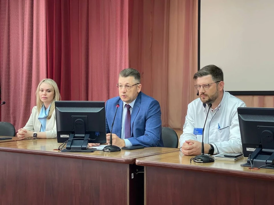 Медикам Центральной городской больницы Ульяновска представили нового главврача | ФОТО: Правительство Ульяновской области