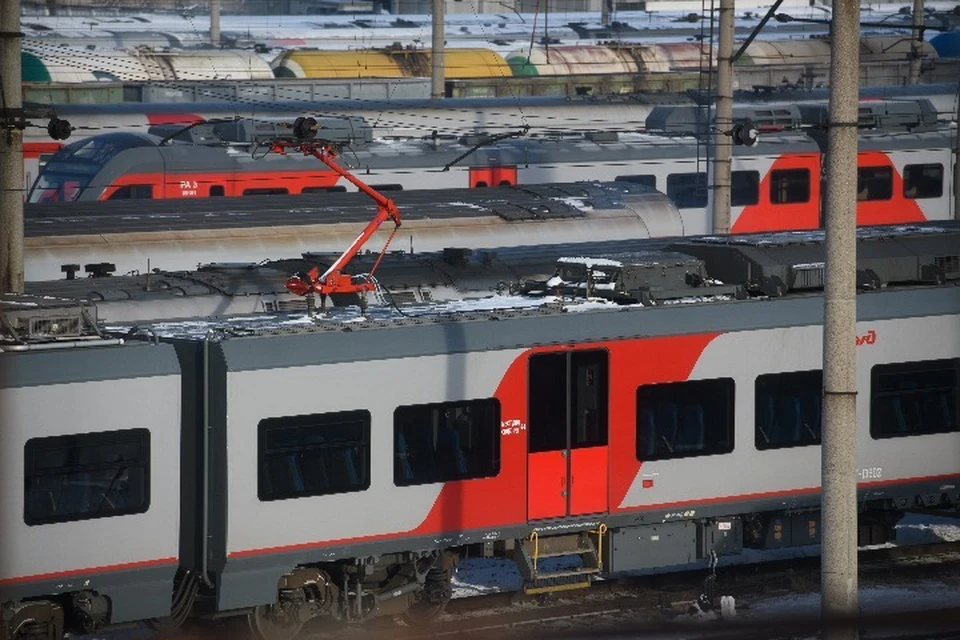Стоимость проезда в "легком метро" - 38 рублей.