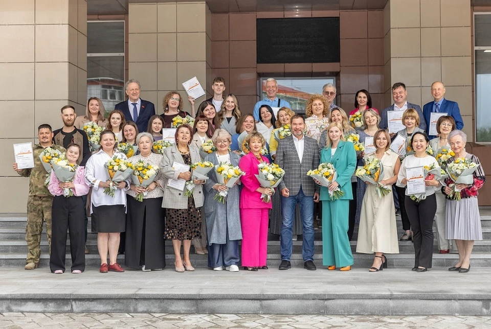 Победители конкурса грантов ЕВРАЗа в 2025 году в Нижнем Тагиле. Фото: пресс-служба ЕВРАЗа