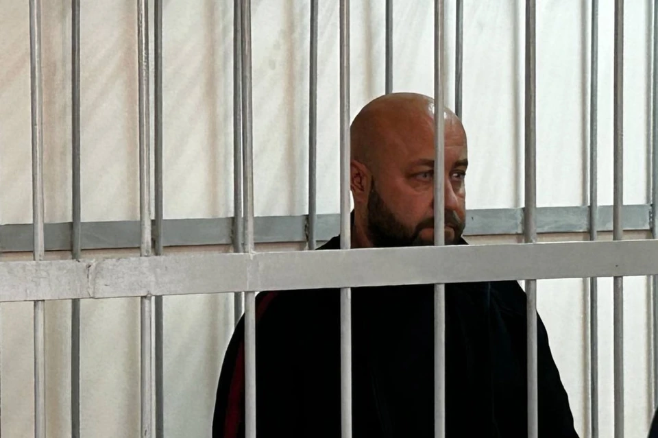Евгений Черепов арестован за взятки, которые брал от студентов за выставление хороших оценок без посещения учебы