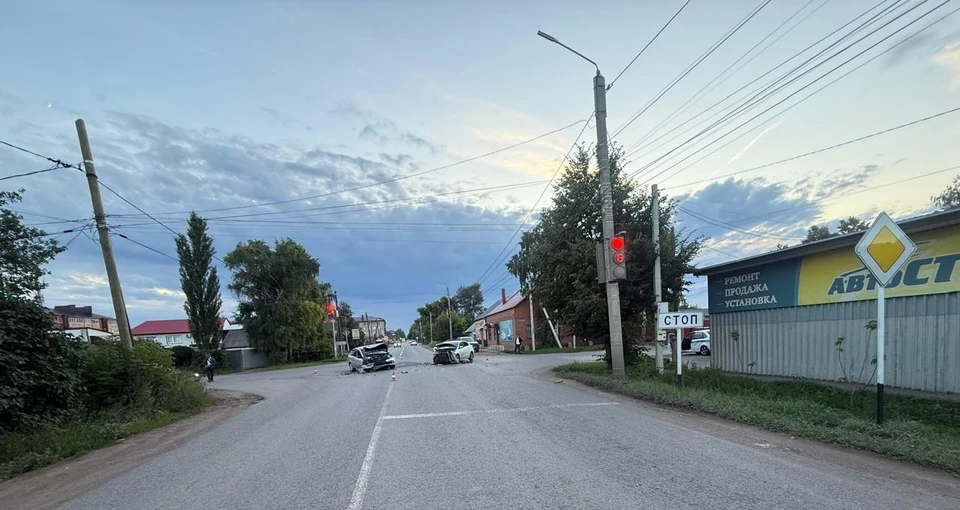 В результате аварии пострадали два пассажира. Фото: Оренбургская Госавтоинспекция