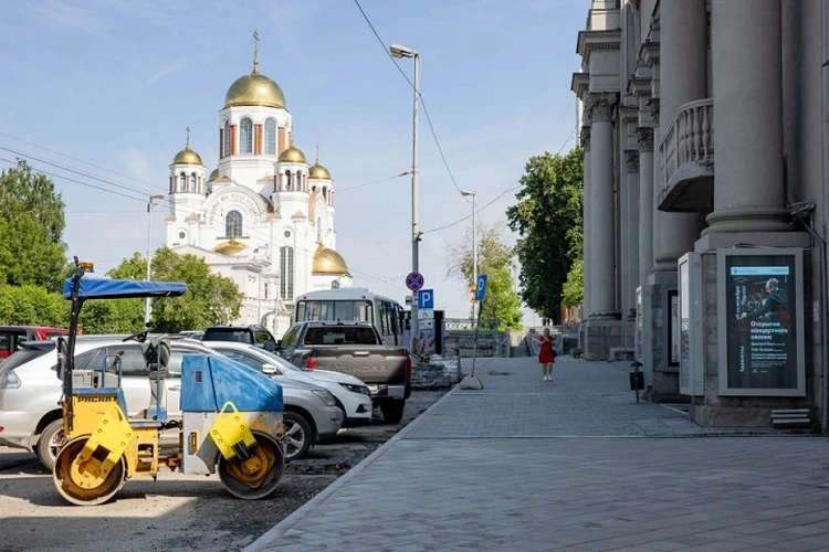 Выделено 1,7 миллиарда: в 2025 году в Екатеринбурге отремонтируют полмиллиона квадратных метров дорог