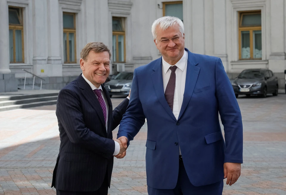 Министры иностранных дел Германии Йоханн Вадефуль и Украины Андрей Сибига