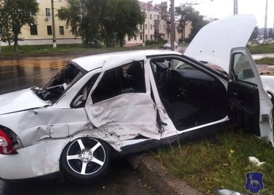 С места аварии пострадавших доставили в медицинское учреждение.