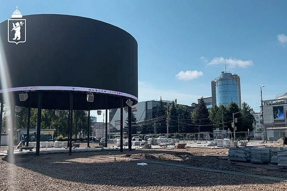 На обновленной площади появится не только экран.