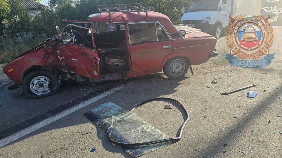 Мужчину дважды ударило об автомобиль. ФОТО: УГИБДД МВД по Луганской Народной Республике