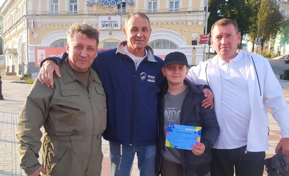 Теперь у мальчика есть не только незабываемые впечатления, но и желание пилотировать воздушные шары. Фото: Алексей Лецких.