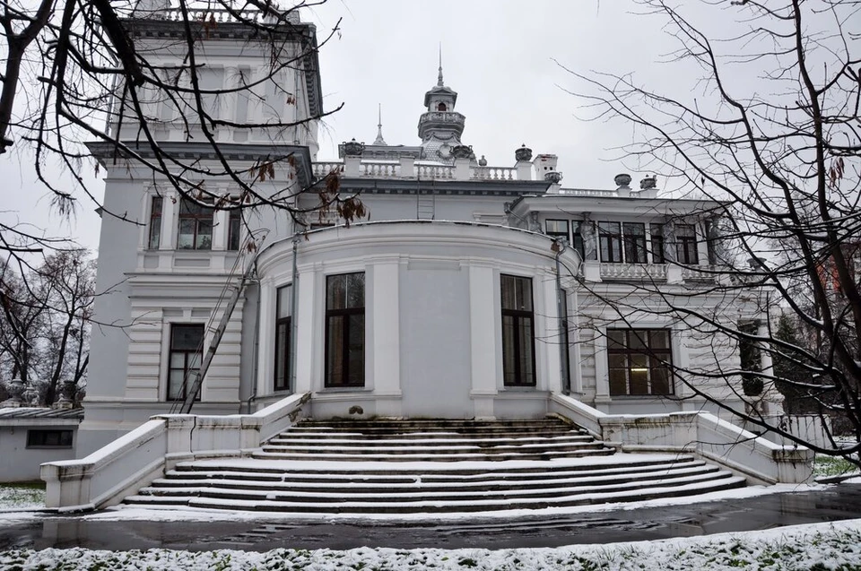 Имение Грачевка принадлежало биржевому магнату Митрофану Грачеву