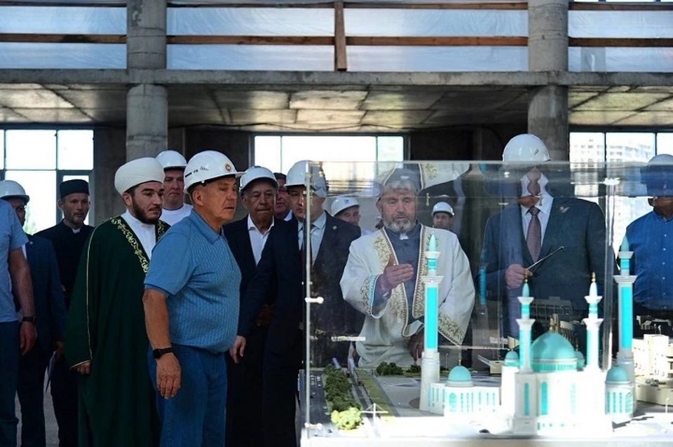 Глава Татарстана посетил город в рамках своей рабочей поездки. Фото: t.me/apparatustatar