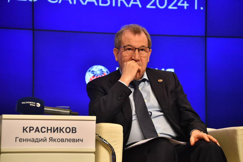 Красников отметил, что разработки в области гиперзвука начали реализовывать еще в 2023 году