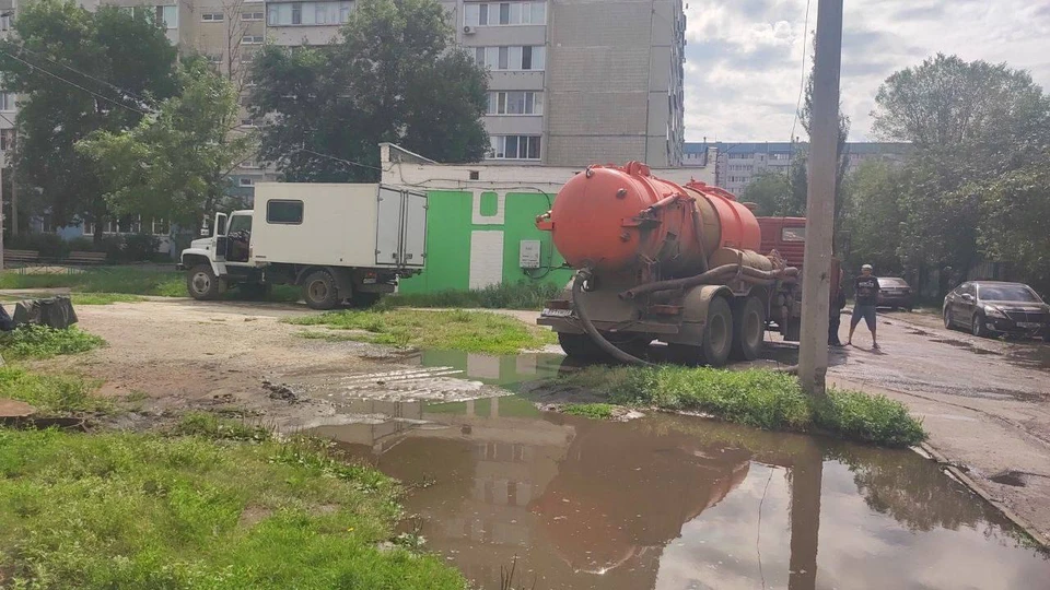 В Засвияжском районе Ульяновска произошёл прорыв на трубопроводе. Фото администрация Засвияжского района