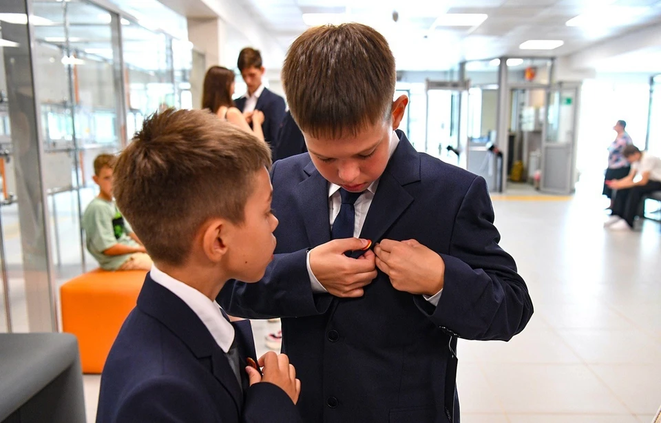 Одни из первых получателей.