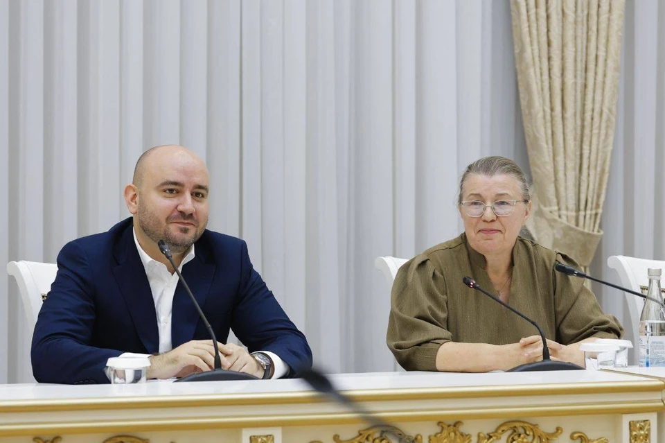 Губернатор встречался с представителями 10 НКО, которые развивают оказание паллиативной помощи в России. Фото: телеграм-канал Вячеслава Федорищева