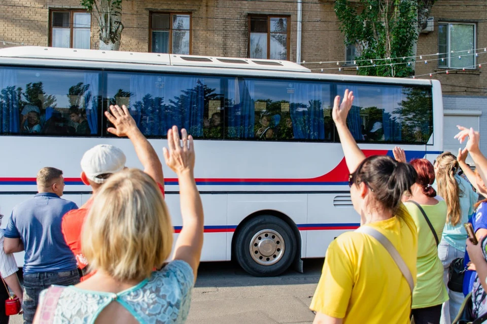 Дети отправились на отдых в Евпаторию. Фото - тг-канал Сергея Золотарева