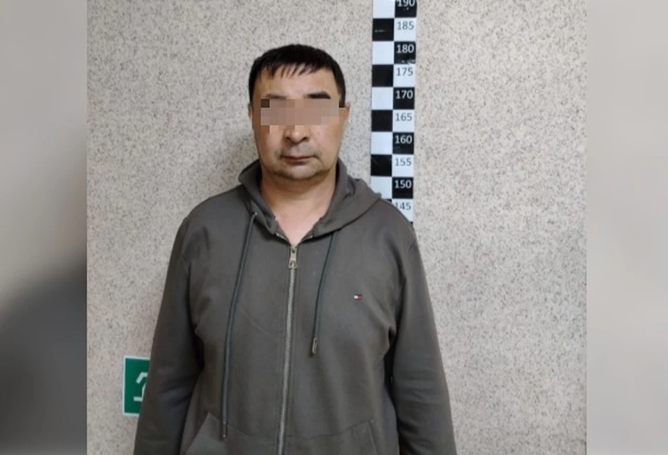 Башкирский турист устроил пьяный скандал в аэропорту Сургута.