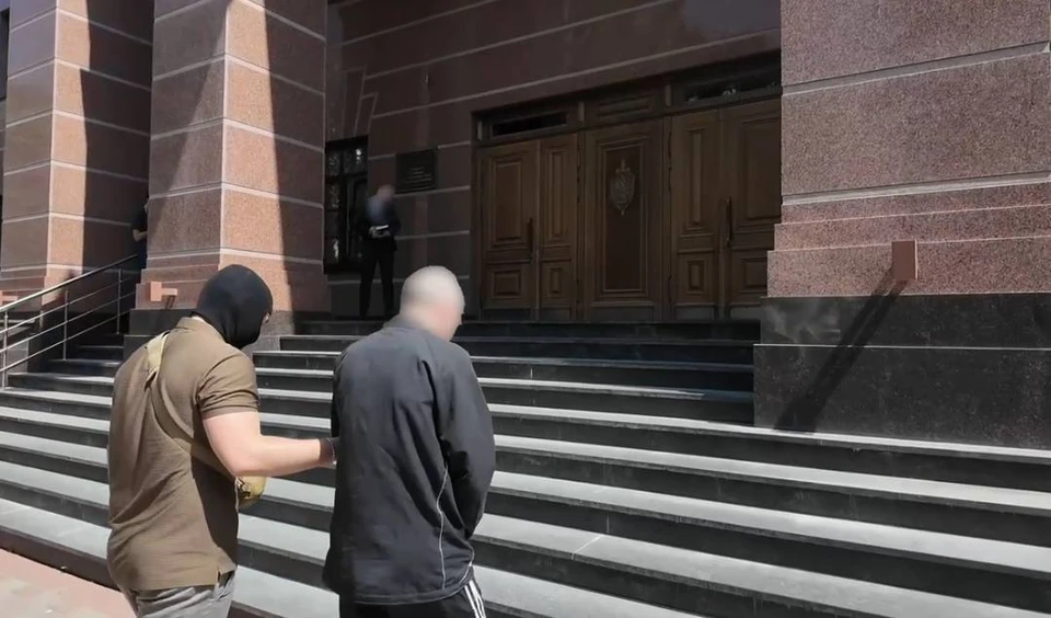 Задержанный дал признательные показания. Фото: кадр из видео УФСБ РФ по Крыму и Севастополю