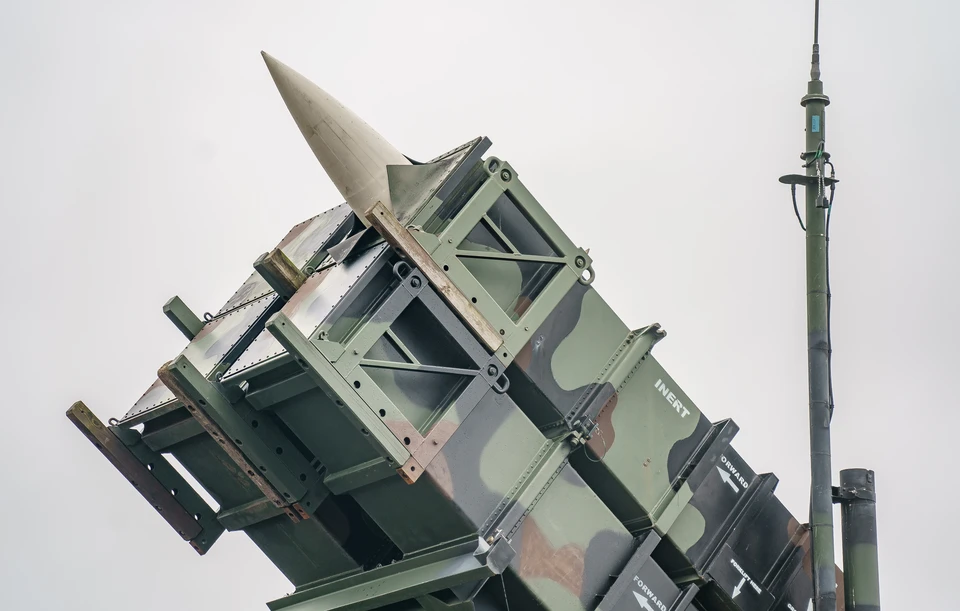 Готовая к боевому применению ракета комплекса ПВО "Пэтриот".