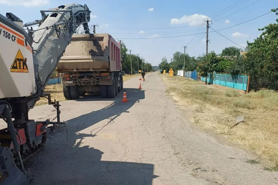 На Херсонщине начался ремонт дорог за счет допсредств в размере 1,8 млрд рублей Фото: минтранс ХО