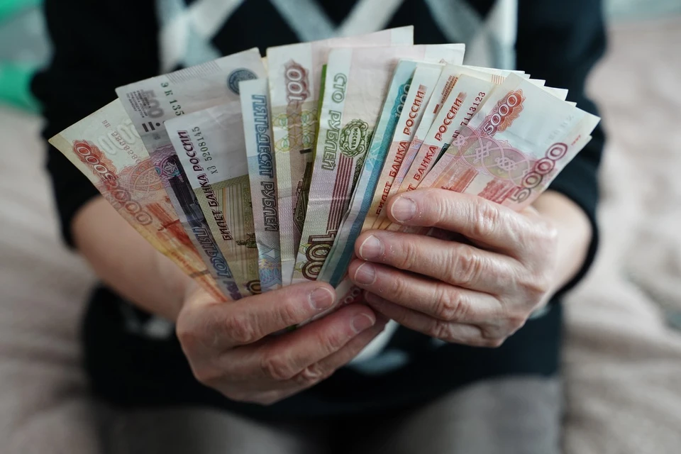 Полиция призывает не передавать деньги незнакомцам.