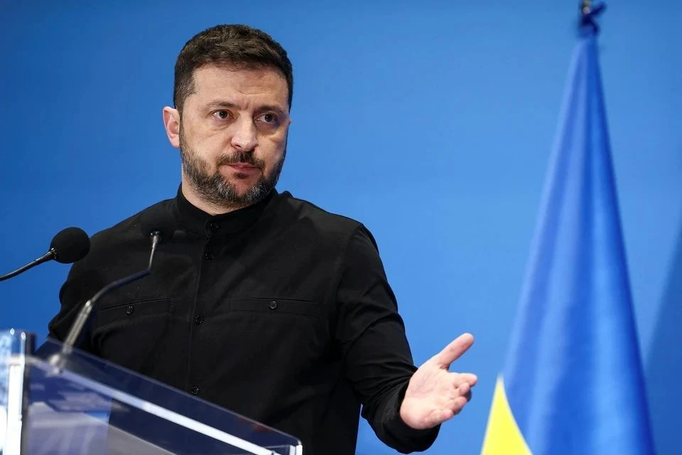 Зеленский погрузился в фантазии о победе над Россией: Киев уверяет, что помогает весь мир