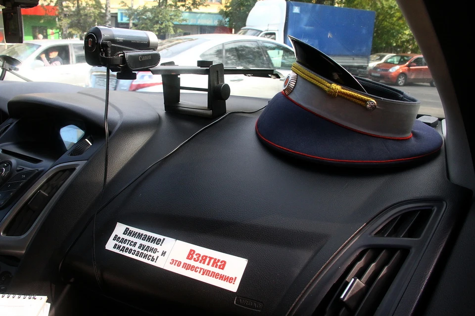 Для новосибирских полицейских пока не собираются вводить компенсацию за отказ от взяток.