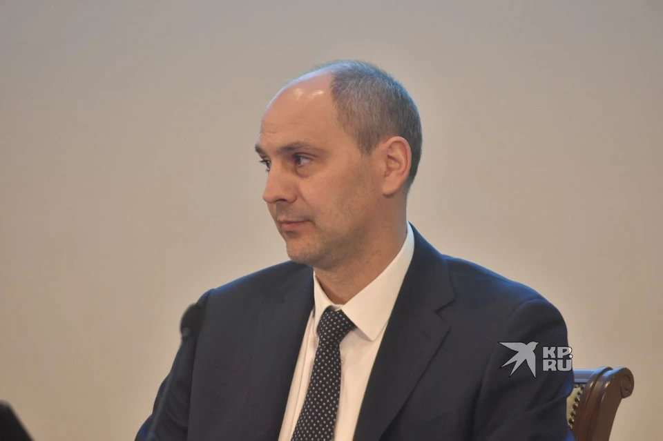 Денис Паслер рекомендовал руководству завода серьезно отнестись к социальным гарантиям