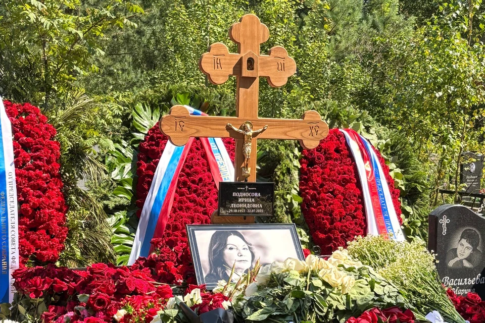 На церемонии присутствовали видные деятели судебной системы и представители власти. Фото: t.me/len_obl_sud