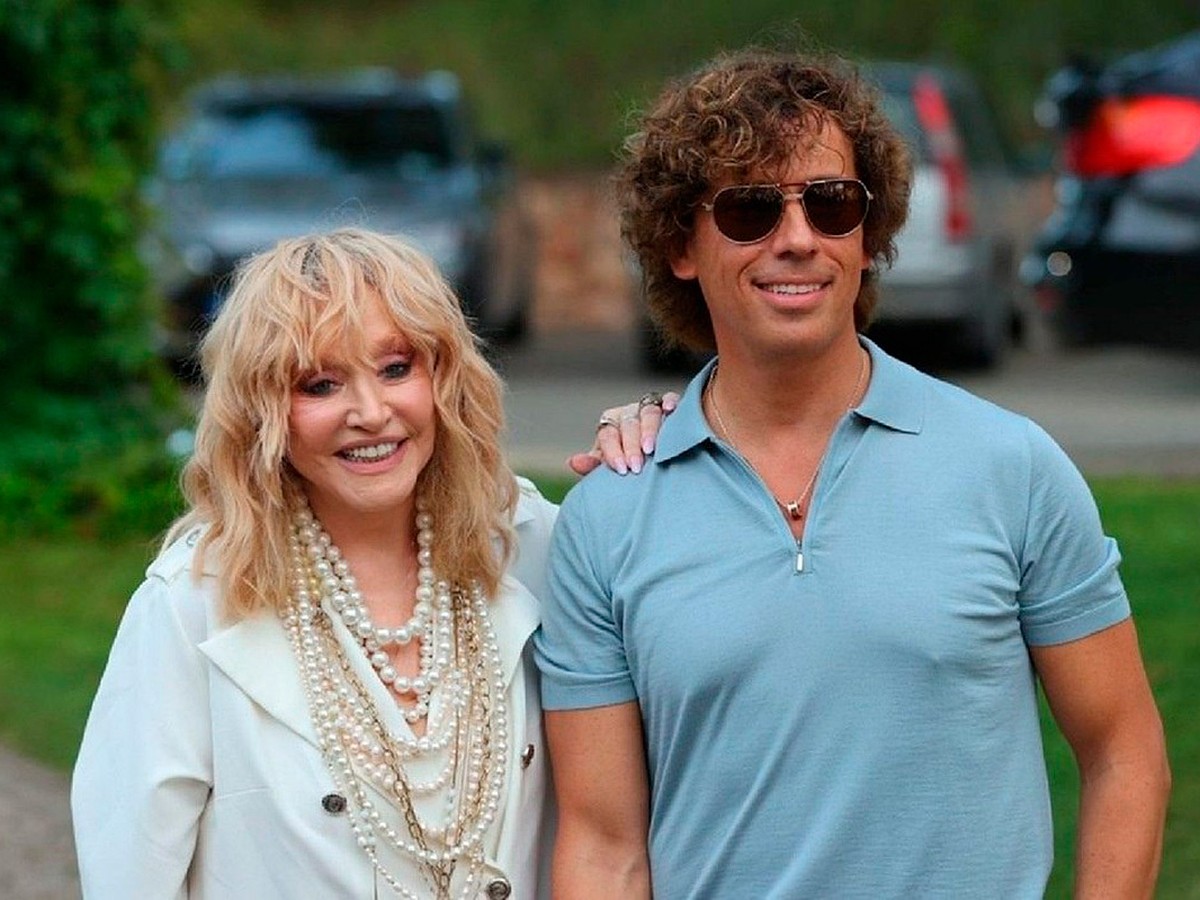 Коко Остиннің есек бейнесі Наташа Ионовамен порнофотосуреттер