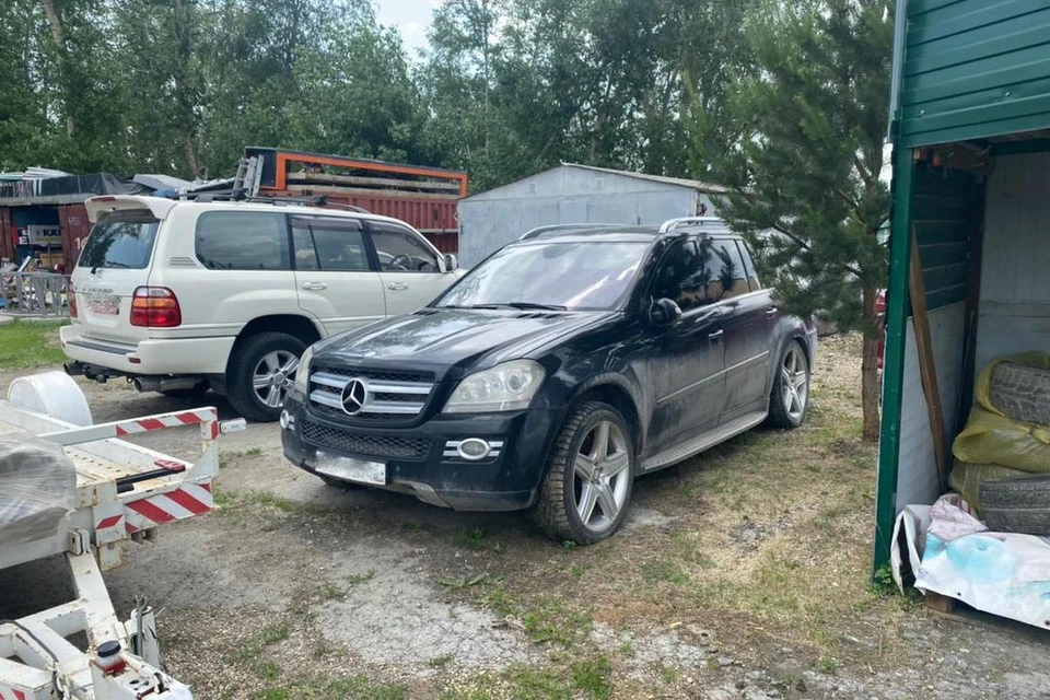 В Новосибирске Mercedes-Benz должника продают на торгах. Фото: «ГИС Торги»