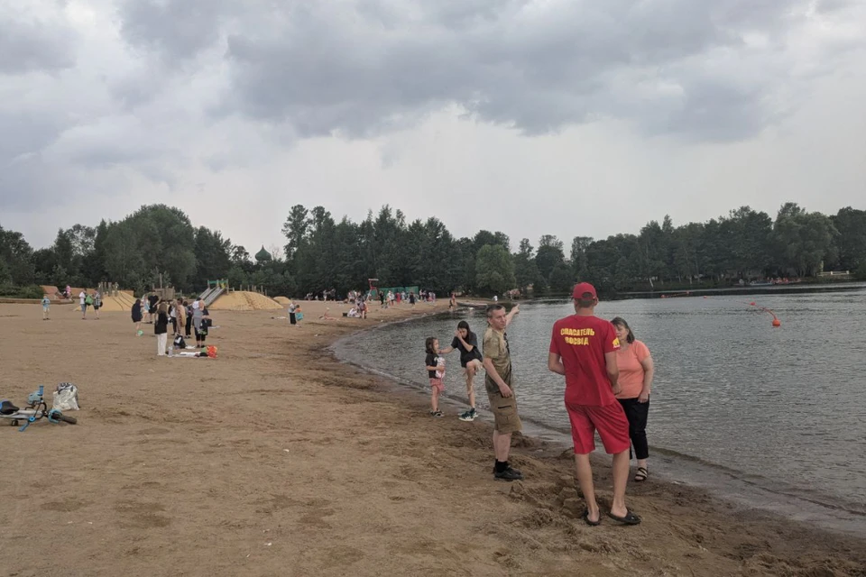 Спасатели начали готовиться к непогоде заранее.
