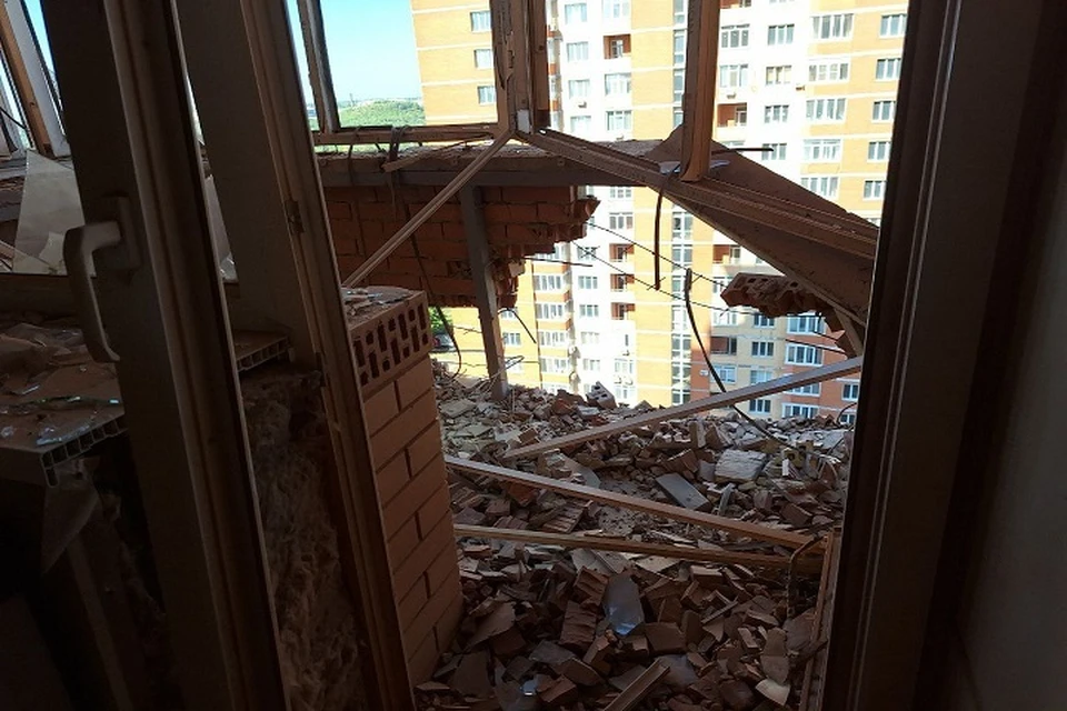 Последствия обстрела ВСУ Киевского района Донецка