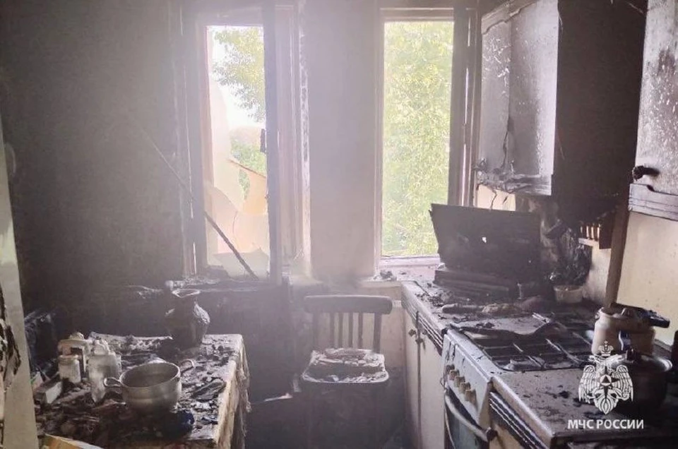 На пожара в многоэтажке на улице Первомайской в Туле погибла 82-летняя женщина.