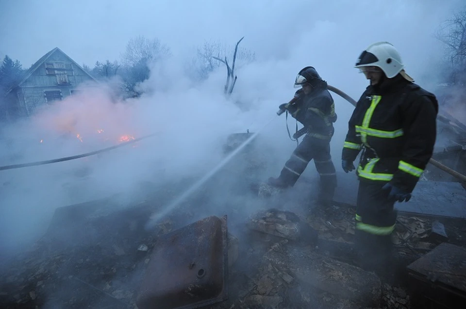 Два пустующих дома горели в Ленске 29 июля