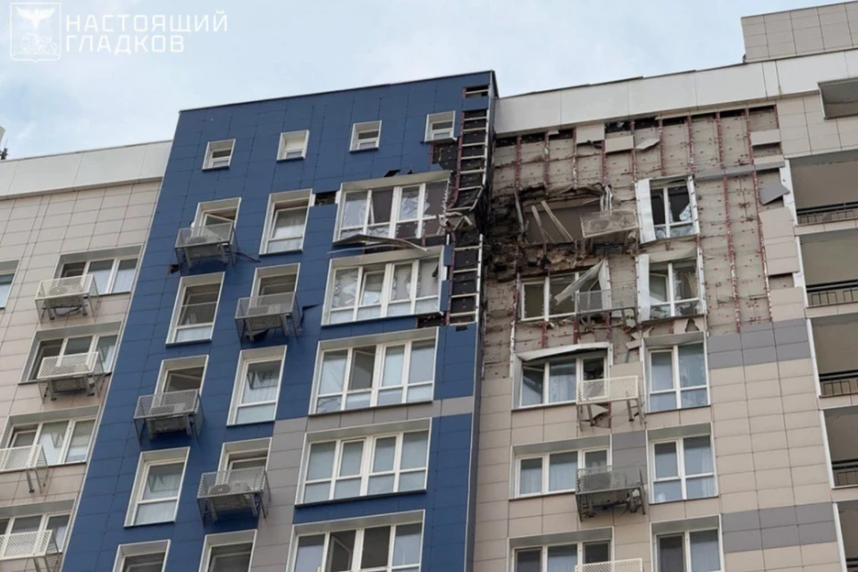 Дрон ВСУ атаковал многоэтажный дом в Белгороде. Фото: телеграм-канал Вячеслава Гладкова.