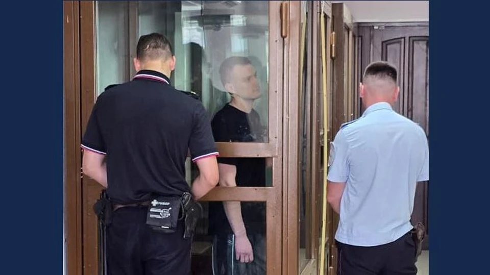 Диверсант Андрей В. надолго отправится в тюрьму, а потом в колонию строгого режима.