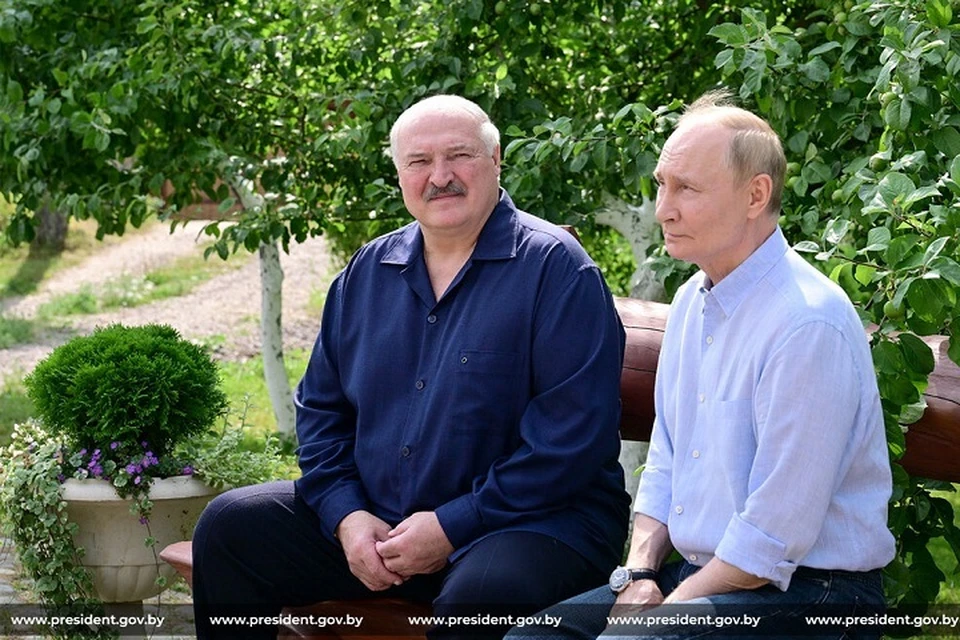 Путин поблагодарил Лукашенко за помощь России в переговорном процессе с Украиной. Фото: president.gov.by.