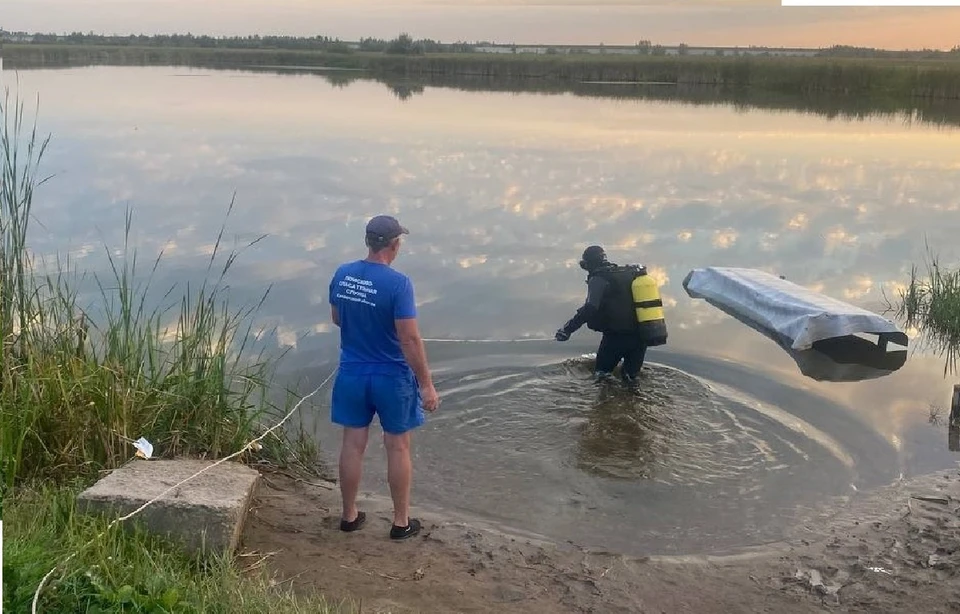 Водолаз нашел утонувшего на глубине пяти метров.