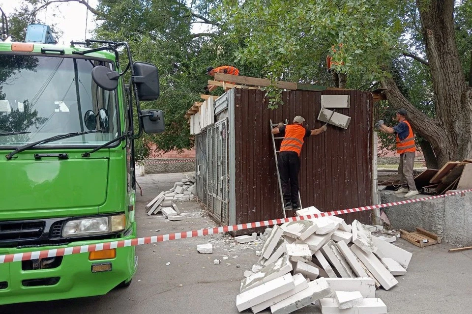 В Ростове на улице 20-летия Октября снесли НТО. Фото: сайт правительства Ростовской области